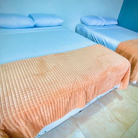 Nomads Family Rooms, Fortuna Town La Fortuna Exterior foto