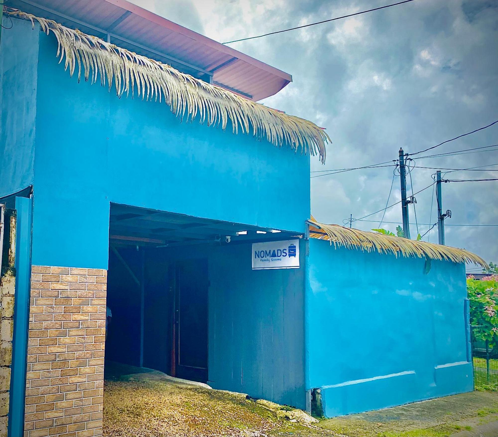 Nomads Family Rooms, Fortuna Town La Fortuna Exterior foto